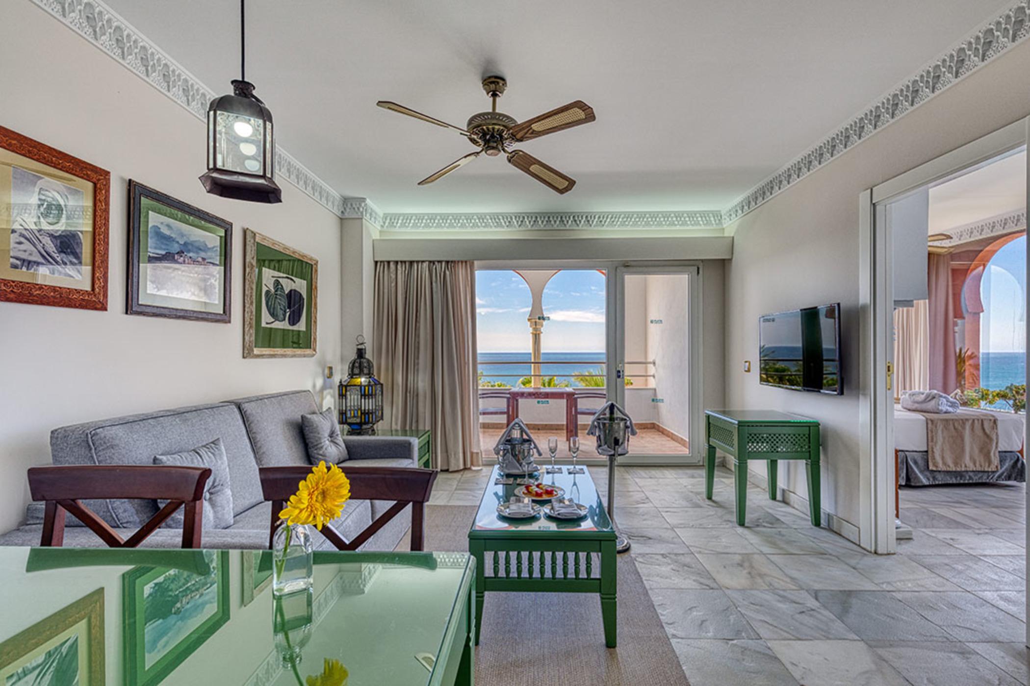 Hotel Playacalida
