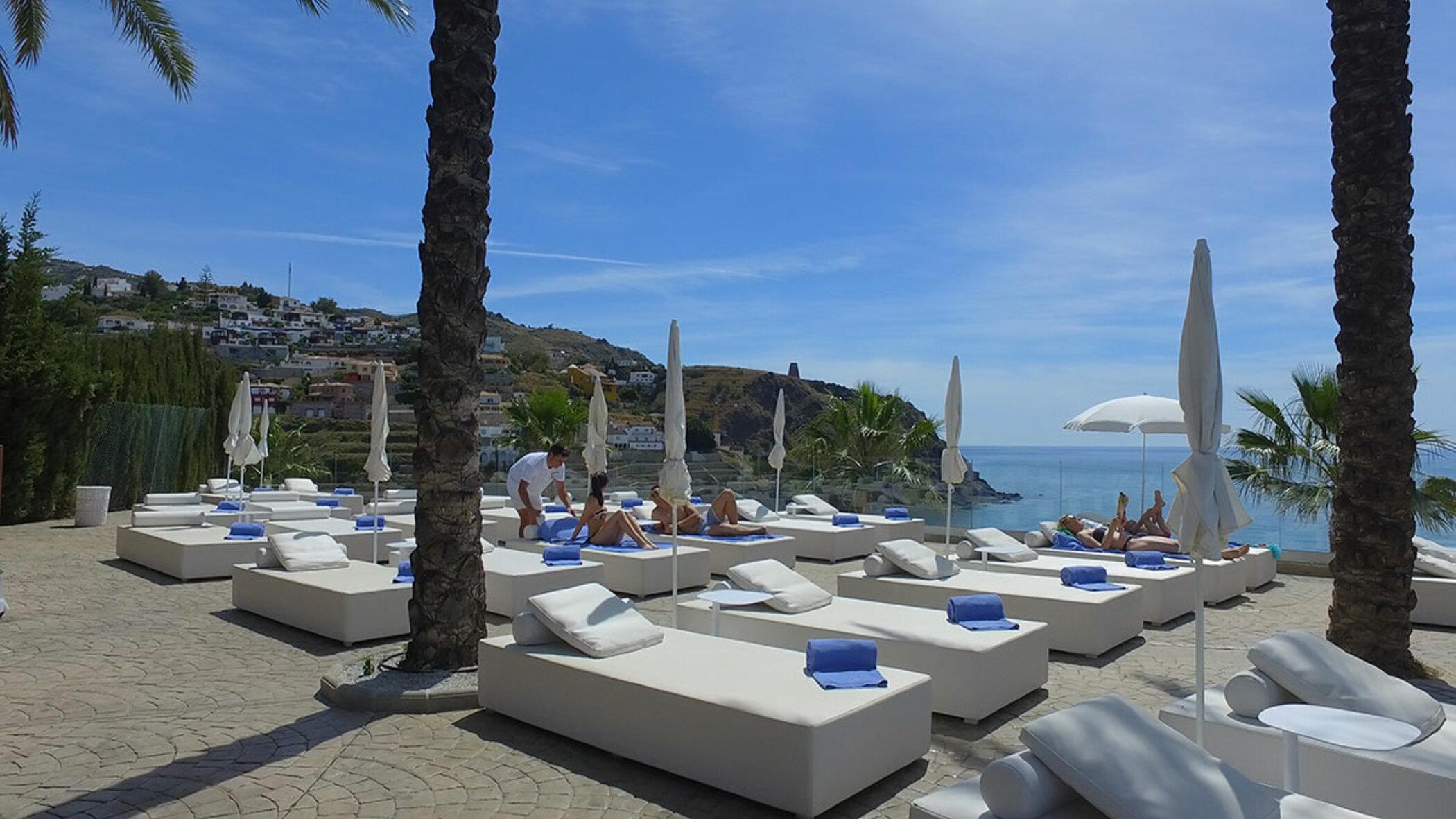 Hotel Playacalida 4*